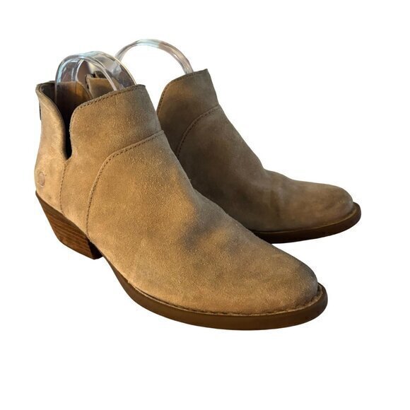 BORN Womens Kerri Ankle Boot‎ Booties Taupe Suede Distressed Size 7.5 - Picture 1 of 10